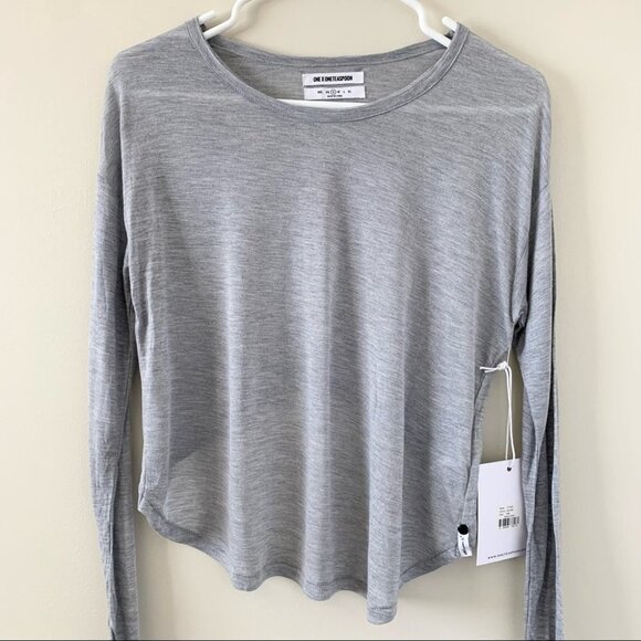 Revolve One Teaspoon Cropped Top long sleeve Casual Basic Neutral Gray Size S - Picture 4 of 13
